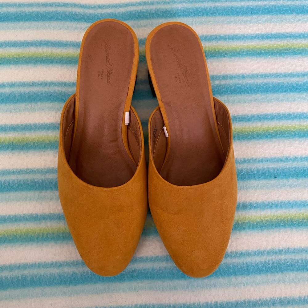 Yellow heels